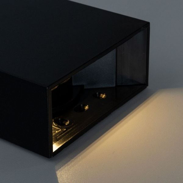 Фото Накладной светильник Arte Lamp Algol A1445AL-1BK