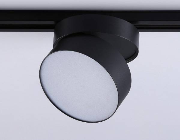 Открыть Светильник на штанге Ambrella Light GL GL6879 Фото Светильник на штанге Ambrella Light GL GL6879