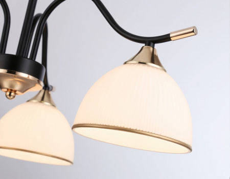 Открыть Люстра на штанге Ambrella Light TR TR3161 Фото Люстра на штанге Ambrella Light TR TR3161
