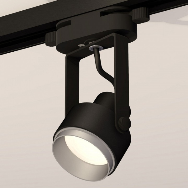 Фото Светильник на штанге Ambrella Light XT XT6602022