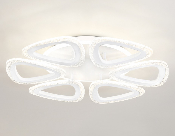 Фото Потолочная люстра Ambrella Light FA FA4518