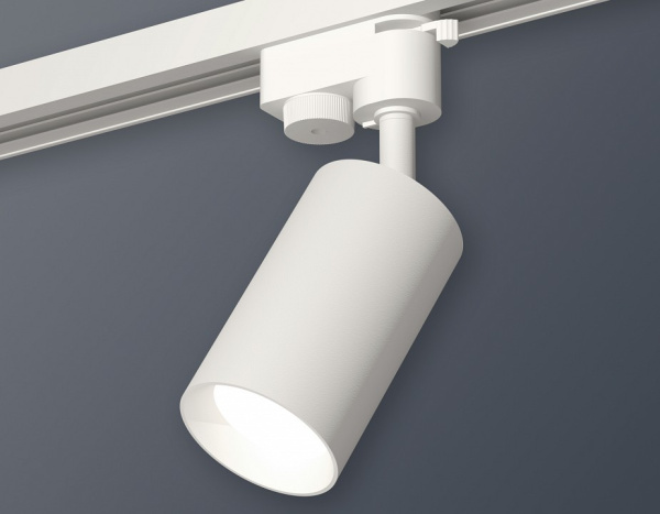Открыть Светильник на штанге Ambrella Light XT XT6322001 Фото Светильник на штанге Ambrella Light XT XT6322001