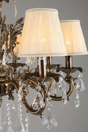 Фото Подвесная люстра Omnilux Catanzaro OML-30813-08