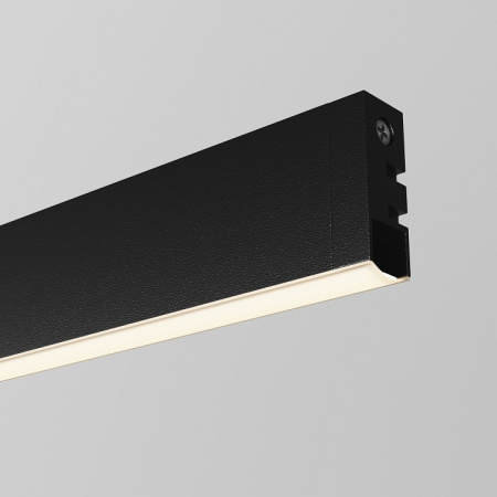 Фото Встраиваемый светильник Maytoni Basis TR190-1-5W3K-B