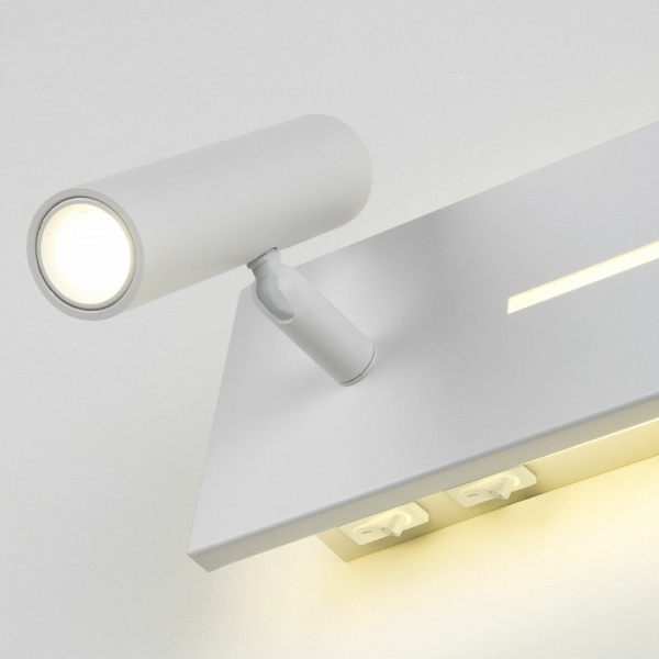Фото Бра Elektrostandard Tuo a058494