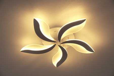 Фото Потолочная люстра Escada Wind 10214/SG (60W)