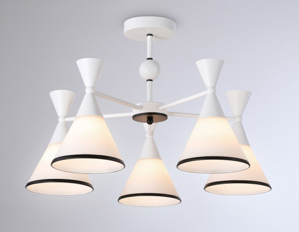 Фото Люстра на штанге Ambrella Light TR TR3165