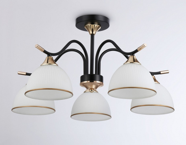 Открыть Люстра на штанге Ambrella Light TR TR3162 Фото Люстра на штанге Ambrella Light TR TR3162