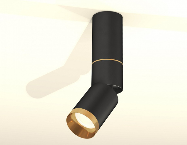 Открыть Светильник на штанге Ambrella Light XM XM6313130 Фото Светильник на штанге Ambrella Light XM XM6313130