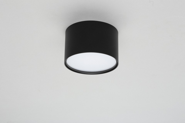 Фото Накладной светильник Omnilux Abano OML-103319-06