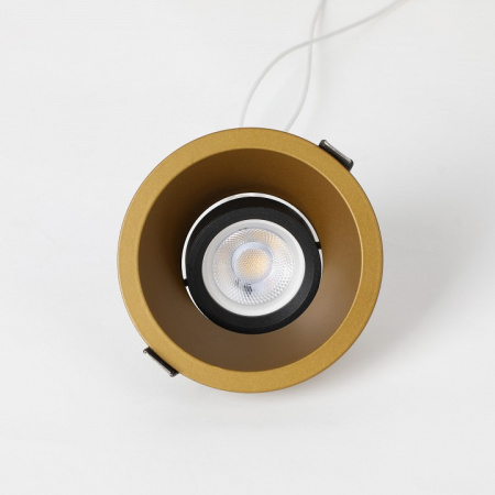 Фото Встраиваемый светильник Favourite Retro 2792-1C