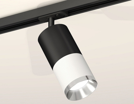 Открыть Светильник на штанге Ambrella Light XT XT7401101 Фото Светильник на штанге Ambrella Light XT XT7401101