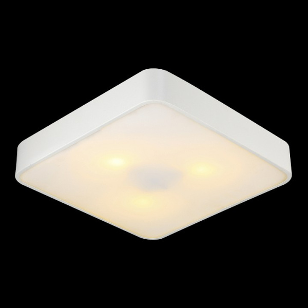 Фото Накладной светильник Arte Lamp Cosmopolitan A7210PL-3WH