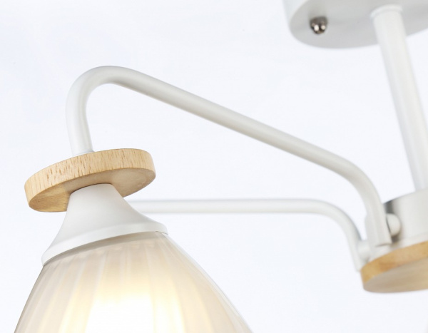 Открыть Люстра на штанге Ambrella Light TR TR9567 Фото Люстра на штанге Ambrella Light TR TR9567