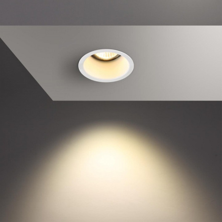 Фото Встраиваемый светильник Novotech Butt 370446