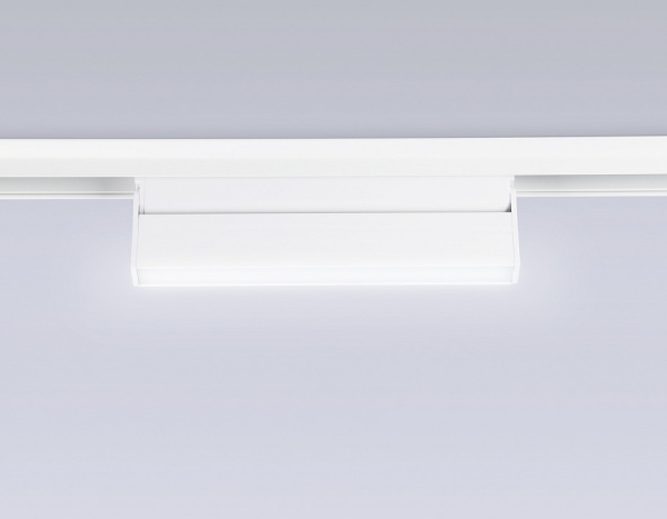 Фото Накладной светильник Ambrella Light GL GL4061