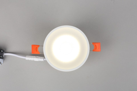 Фото Встраиваемый светильник Omnilux Napoli OML-102709-06