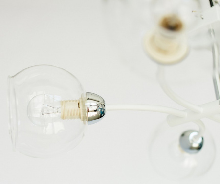 Фото Люстра на штанге Lumion Alana 4517/6C