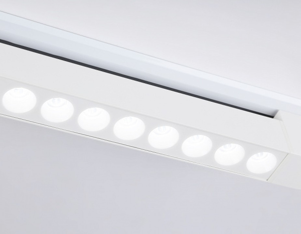 Открыть Накладной светильник Ambrella Light GL GL6706 Фото Накладной светильник Ambrella Light GL GL6706