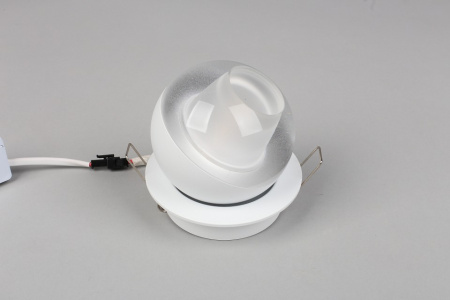 Фото Встраиваемый светильник Omnilux Mantova OML-103009-08