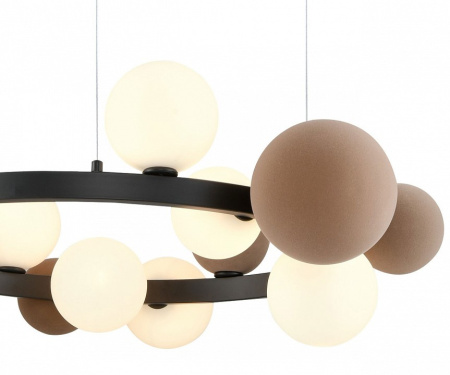 Фото Подвесная люстра Wertmark Berta WE237.15.003