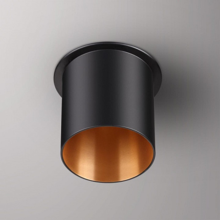 Фото Встраиваемый светильник Novotech Butt 370433