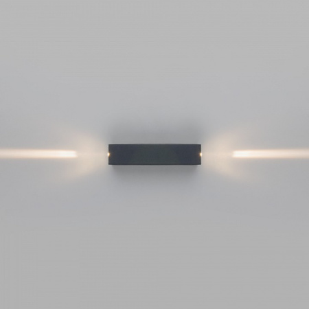 Фото Накладной светильник Elektrostandard Blaze a057051