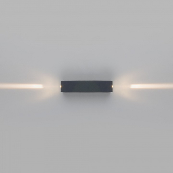 Фото Накладной светильник Elektrostandard Blaze a057051