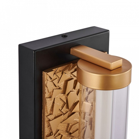 Фото Накладной светильник Favourite Artefactum 4216-1W