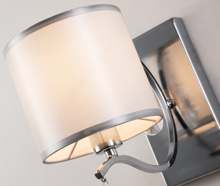 Фото Бра Favourite Low 2866-1W