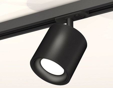 Открыть Светильник на штанге Ambrella Light XT XT7532001 Фото Светильник на штанге Ambrella Light XT XT7532001