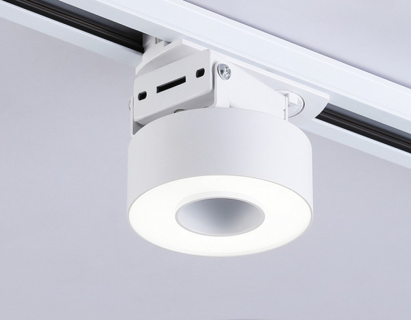 Открыть Светильник на штанге Ambrella Light GL GL6861 Фото Светильник на штанге Ambrella Light GL GL6861