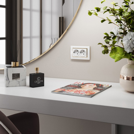 Фото Розетка двойная с заземлением, без рамки Werkel белый W1172001