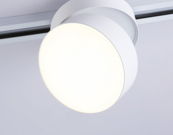 Открыть Светильник на штанге Ambrella Light GL GL6872 Фото Светильник на штанге Ambrella Light GL GL6872
