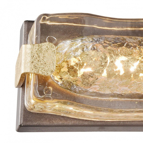 Фото Накладной светильник Favourite Massa 2084-1W