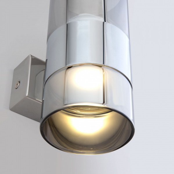 Открыть Бра Eurosvet Watford 40021/1 LED хром/дымчатый Фото Бра Eurosvet Watford 40021/1 LED хром/дымчатый