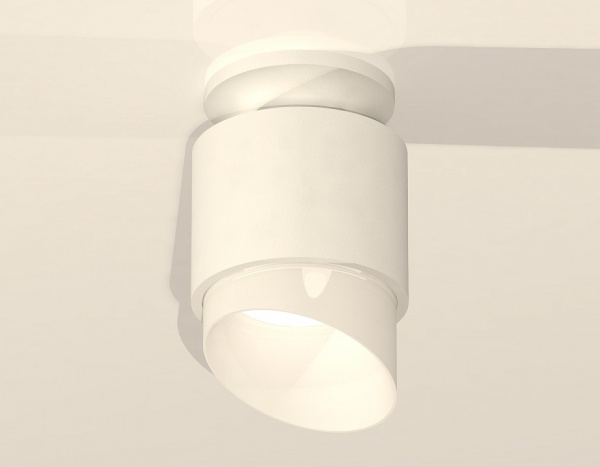 Открыть Накладной светильник Ambrella Light XS XS7510046 Фото Накладной светильник Ambrella Light XS XS7510046