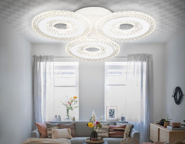 Фото Потолочная люстра Ambrella Light FA FA4001
