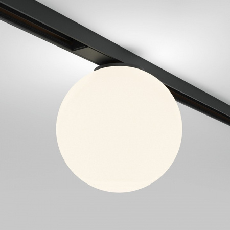 Фото Накладной светильник Maytoni Luna TR177-1-5WTW-B