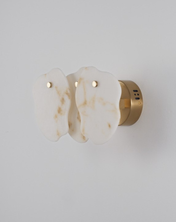 Фото Накладной светильник Moderli Square V8092-WL