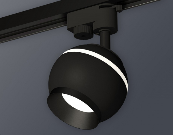 Открыть Светильник на штанге Ambrella Light XT XT1102002 Фото Светильник на штанге Ambrella Light XT XT1102002