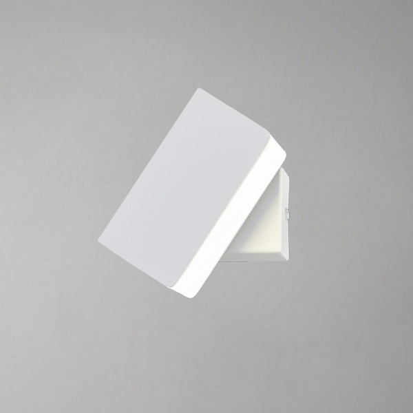 Фото Накладной светильник Escada Function 10227/1LED