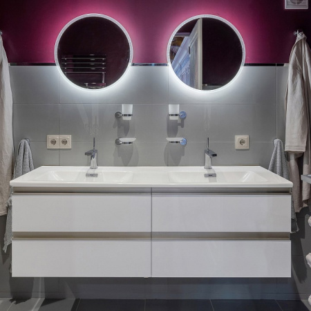 Фото Розетка влагозащищенная с заземлением, без рамки Werkel слоновая кость W1171103