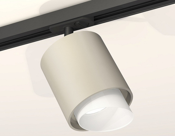 Фото Светильник на штанге Ambrella Light XT XT7724001