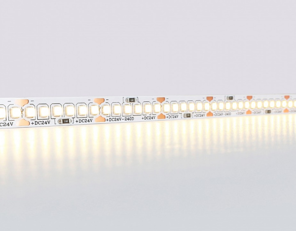 Фото Лента светодиодная Ambrella Light GS GS3301