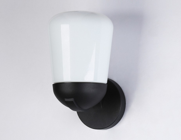 Фото Светильник на штанге Ambrella Light ST ST2083