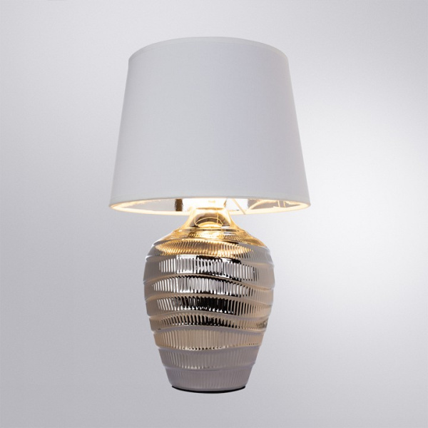 Фото Настольная лампа декоративная Arte Lamp Korfu A4003LT-1CC