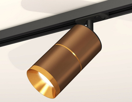 Открыть Светильник на штанге Ambrella Light XT XT7404002 Фото Светильник на штанге Ambrella Light XT XT7404002