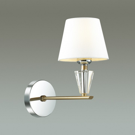 Фото Бра Lumion Loraine 3733/1W