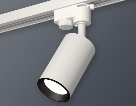 Открыть Светильник на штанге Ambrella Light XT XT6322003 Фото Светильник на штанге Ambrella Light XT XT6322003